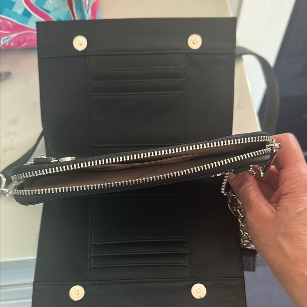 Steve Madden Black Crossbody Bag Minimalist Design - Picture 5 of 6
